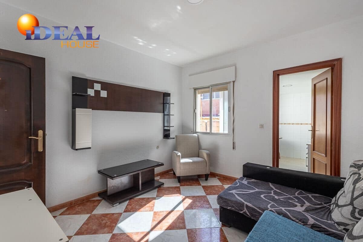 3 slaapkamer Rijtjeshuis te koop in Armilla - € 200.000 (Ref: 9434068)