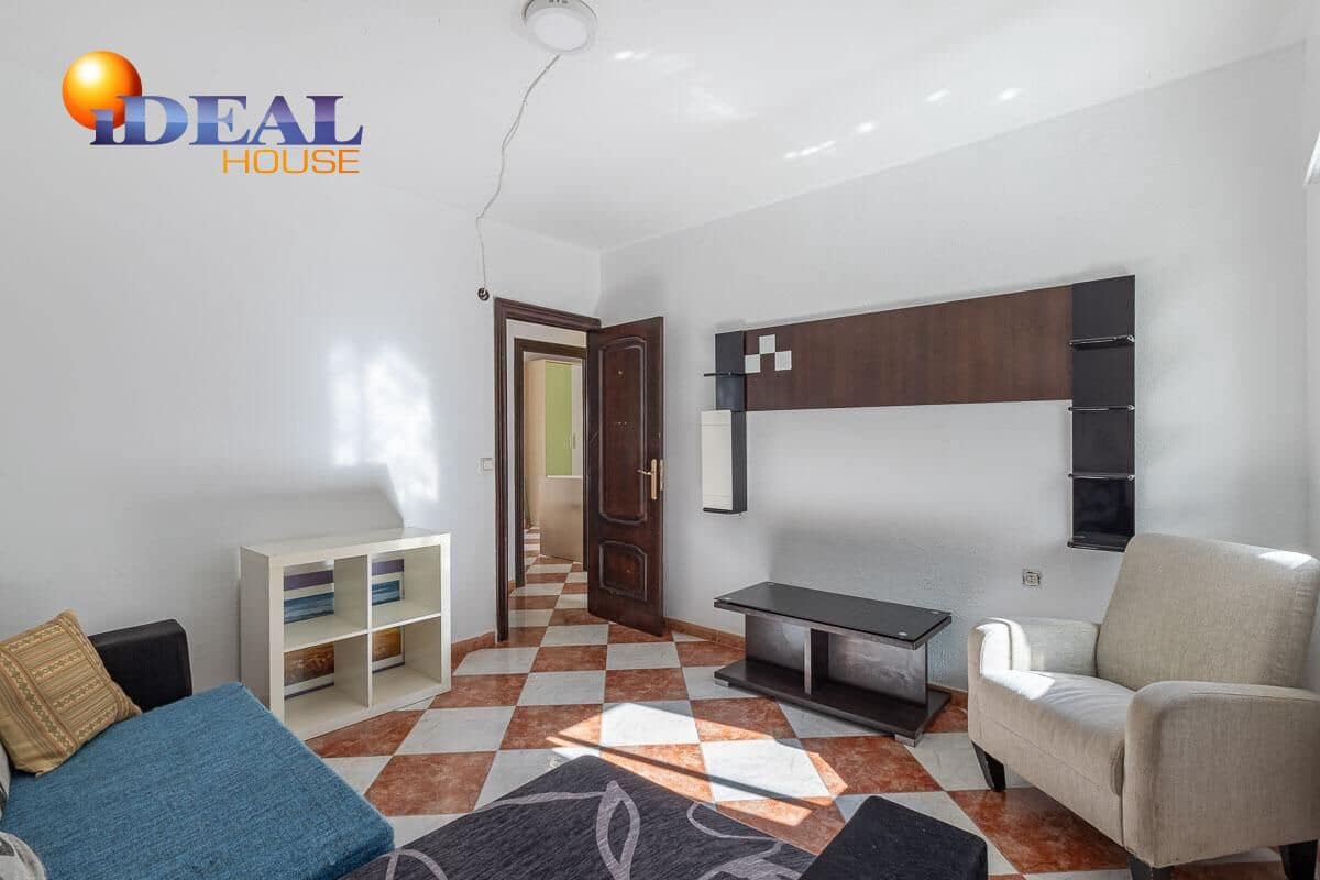 3 slaapkamer Rijtjeshuis te koop in Armilla - € 200.000 (Ref: 9434068)