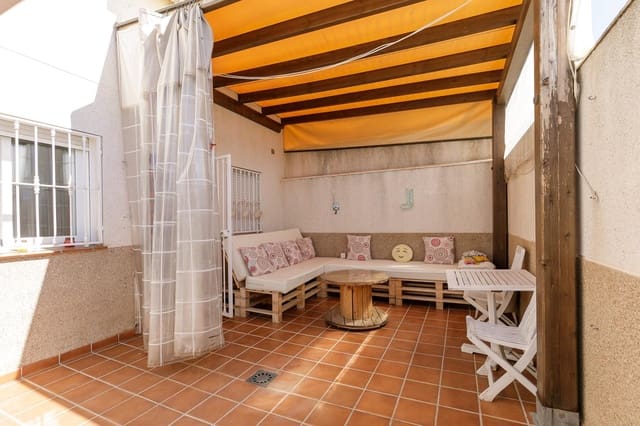 Casa de 3 habitaciones en Illora en venta con garaje - 140.000 € (Ref: 9434069)