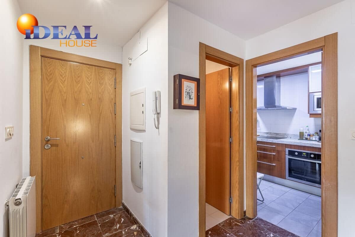 4 slaapkamer Rijtjeshuis te koop in Armilla met garage - € 405.000 (Ref: 9434070)