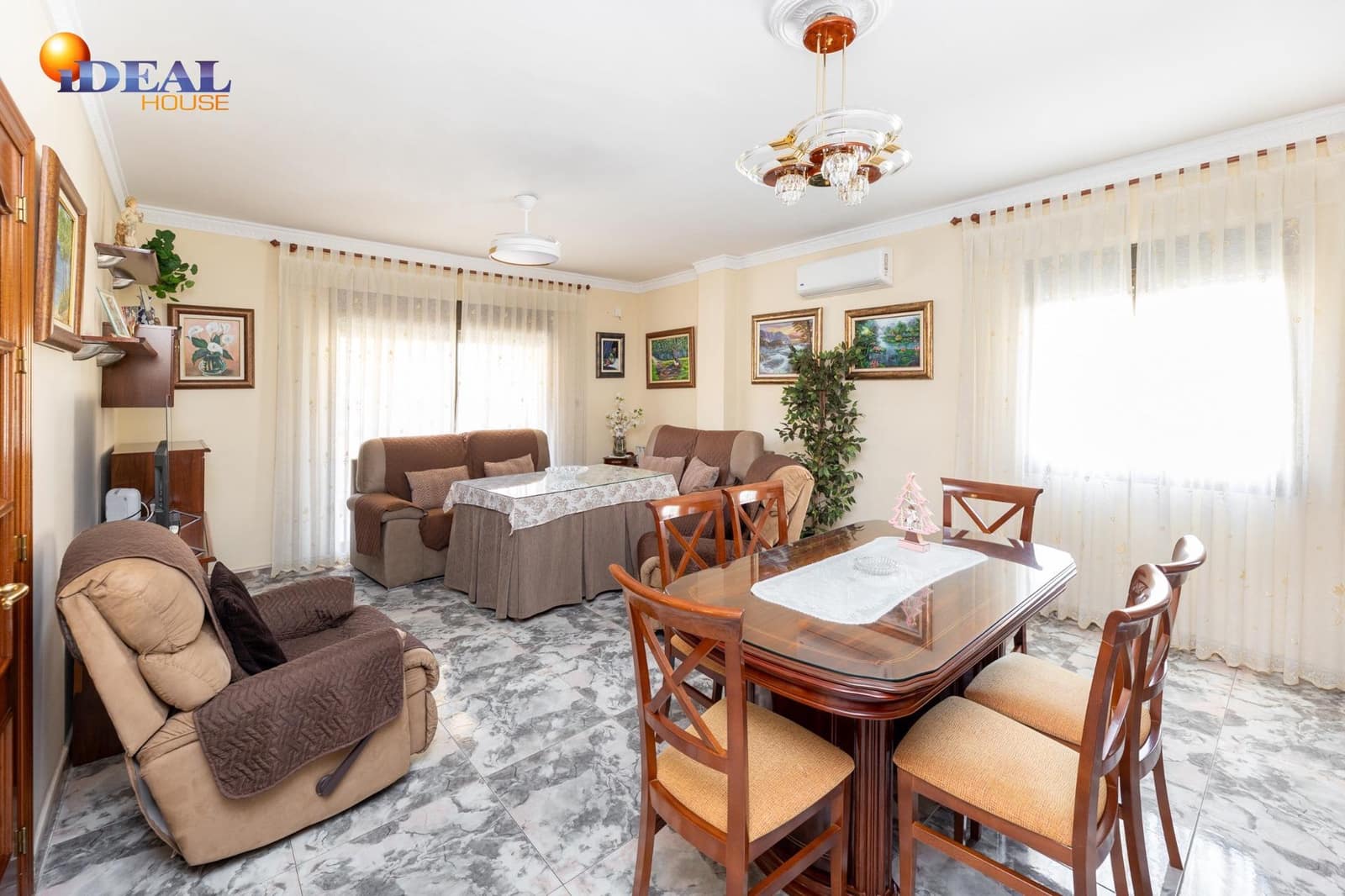 4 sovrum Hus till salu i Iznalloz med garage - 215 000 € (Ref: 9434071)