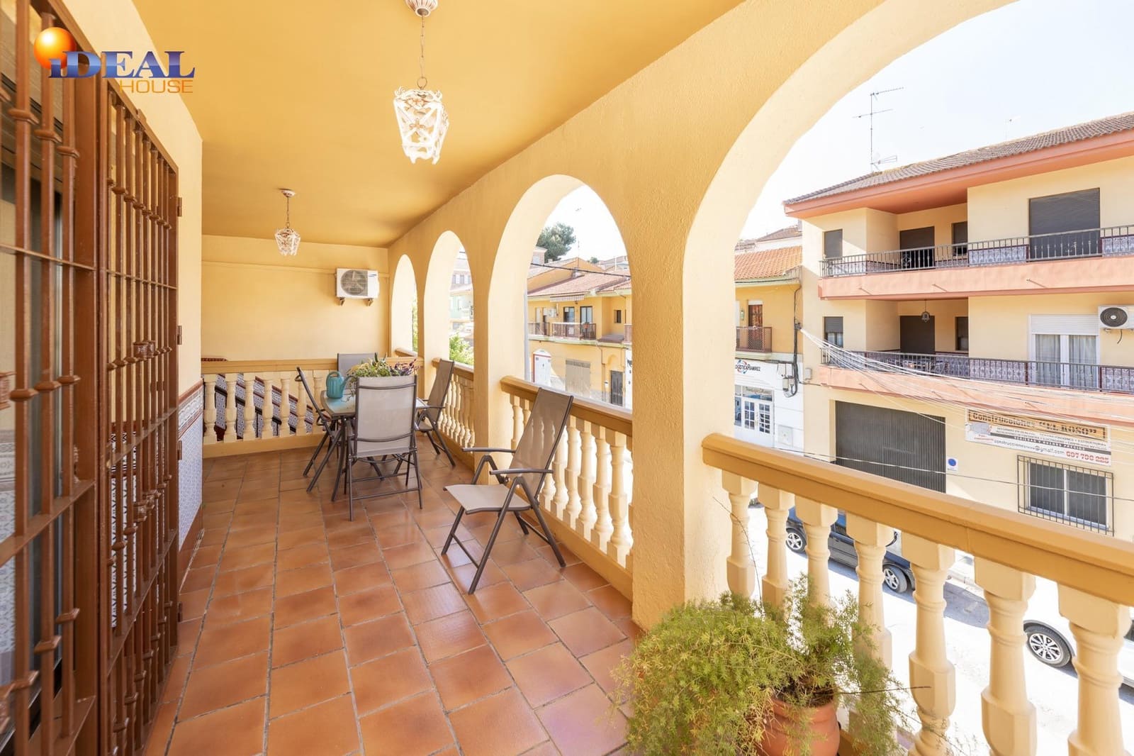 4 sovrum Hus till salu i Iznalloz med garage - 215 000 € (Ref: 9434071)