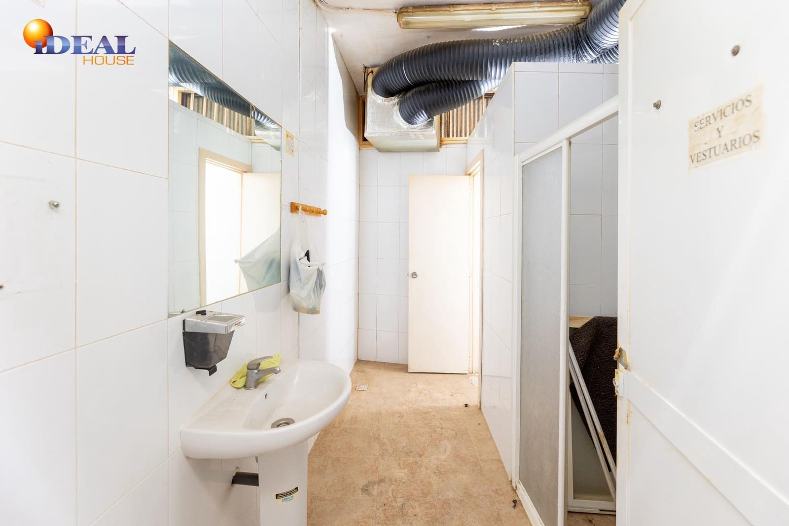 3 soveværelse Erhverv til salg i Granada by - € 469.000 (Ref: 9434072)