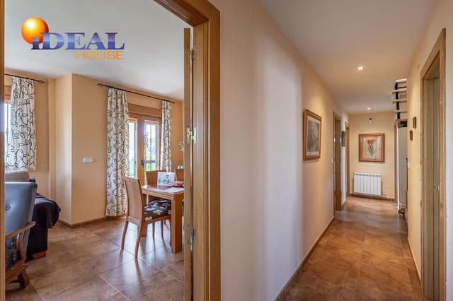 4 camera da letto Villa in vendita in Jatar - 280.000 € (Rif: 9434075)