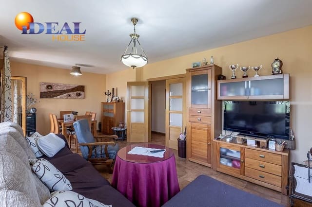 4 camera da letto Villa in vendita in Jatar - 280.000 € (Rif: 9434075)