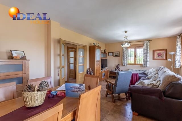 4 camera da letto Villa in vendita in Jatar - 280.000 € (Rif: 9434075)