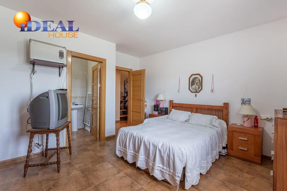 4 camera da letto Villa in vendita in Jatar - 280.000 € (Rif: 9434075)