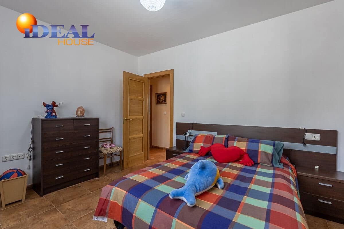 4 camera da letto Villa in vendita in Jatar - 280.000 € (Rif: 9434075)