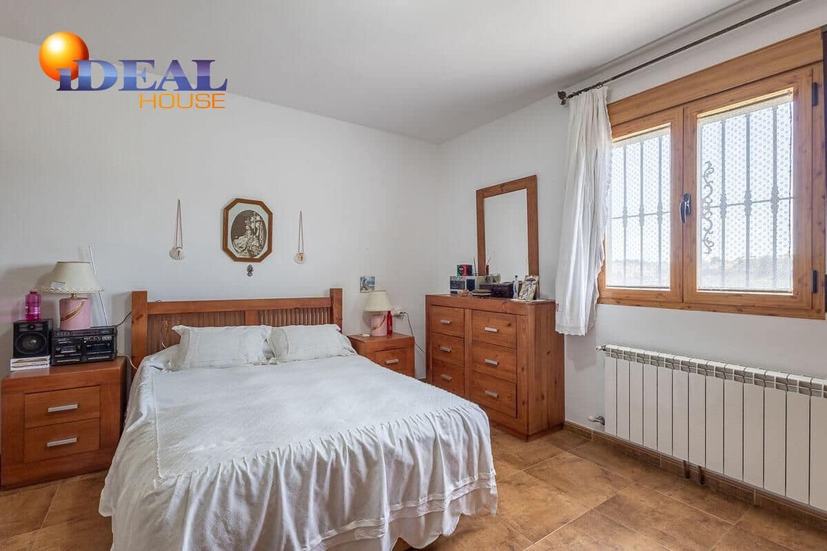 4 camera da letto Villa in vendita in Jatar - 280.000 € (Rif: 9434075)