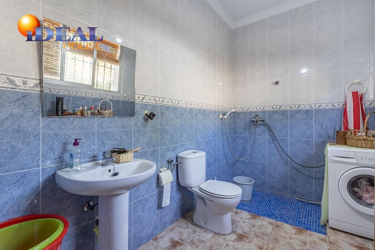 4 camera da letto Villa in vendita in Jatar - 280.000 € (Rif: 9434075)