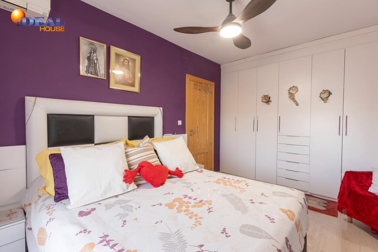 3 slaapkamer Rijtjeshuis te koop in Ambroz met garage - € 219.900 (Ref: 9434078)