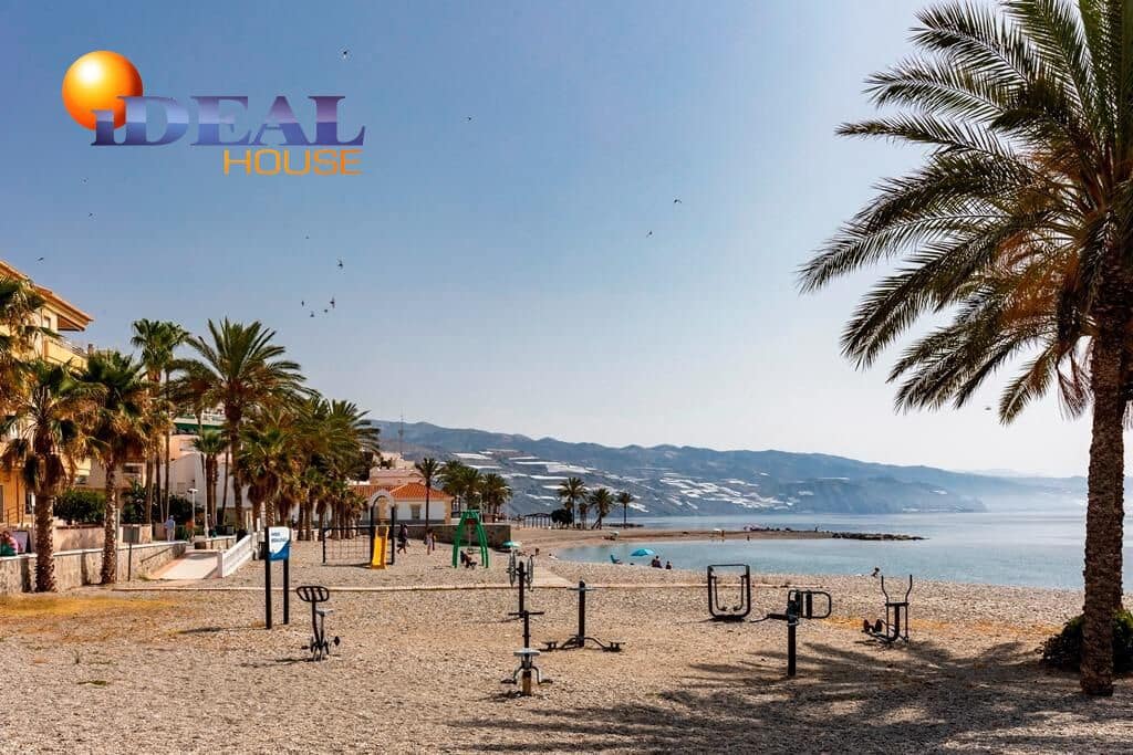 2 bedroom Flat for sale in Castell de Ferro with pool - € 190,000 (Ref: 9434081)