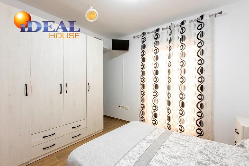 2 bedroom Flat for sale in Castell de Ferro with pool - € 190,000 (Ref: 9434081)