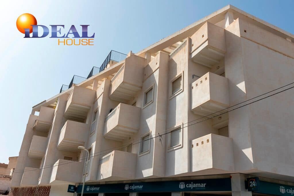 2 bedroom Flat for sale in Castell de Ferro with pool - € 190,000 (Ref: 9434081)