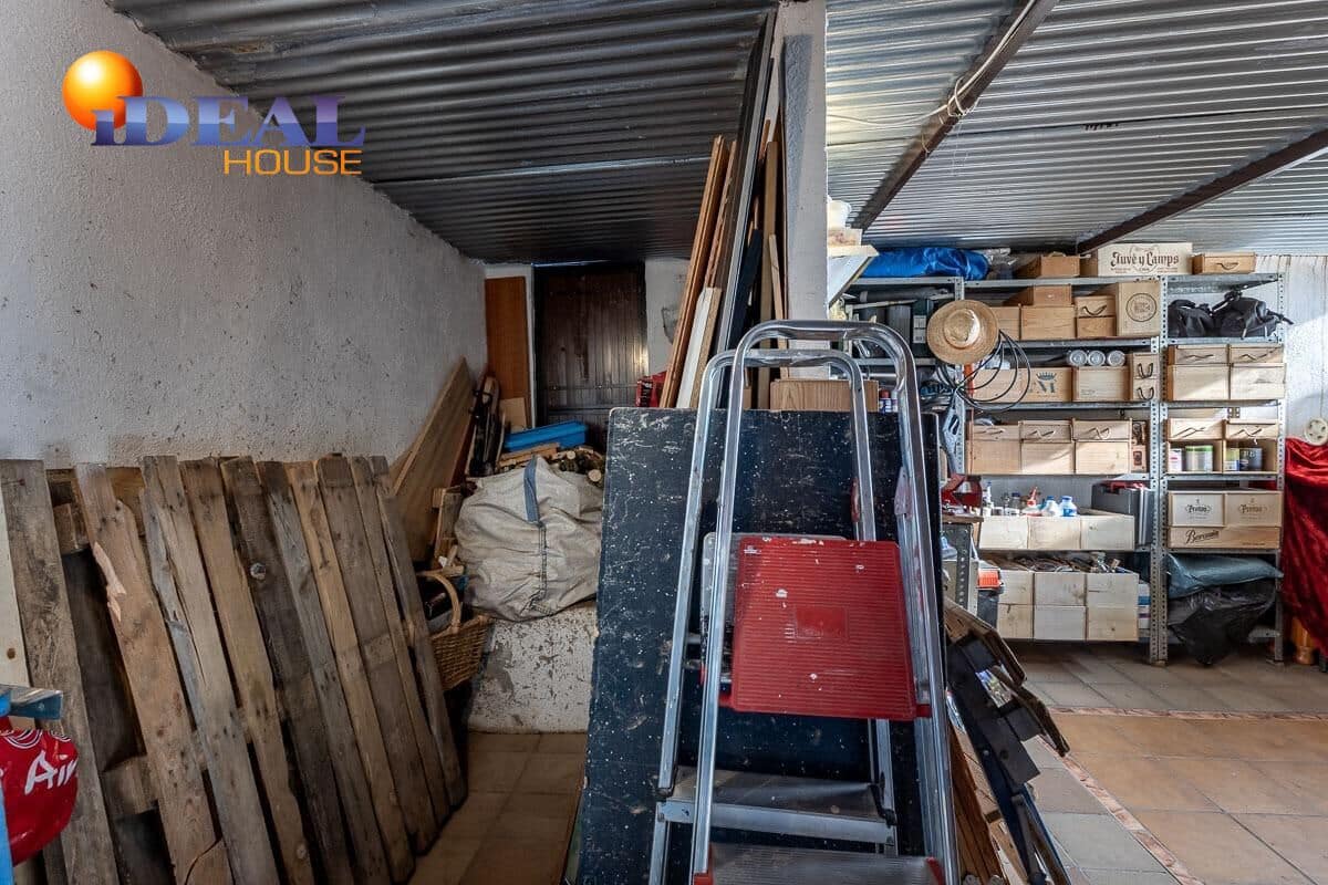 Chalet de 5 habitaciones en Gójar en venta con garaje - 420.000 € (Ref: 9434082)