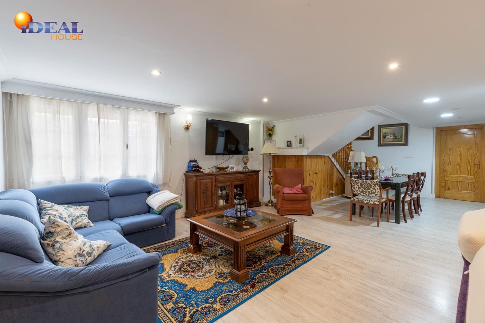 7 bedroom Villa for sale in Otura with pool garage - € 449,000 (Ref: 9434085)