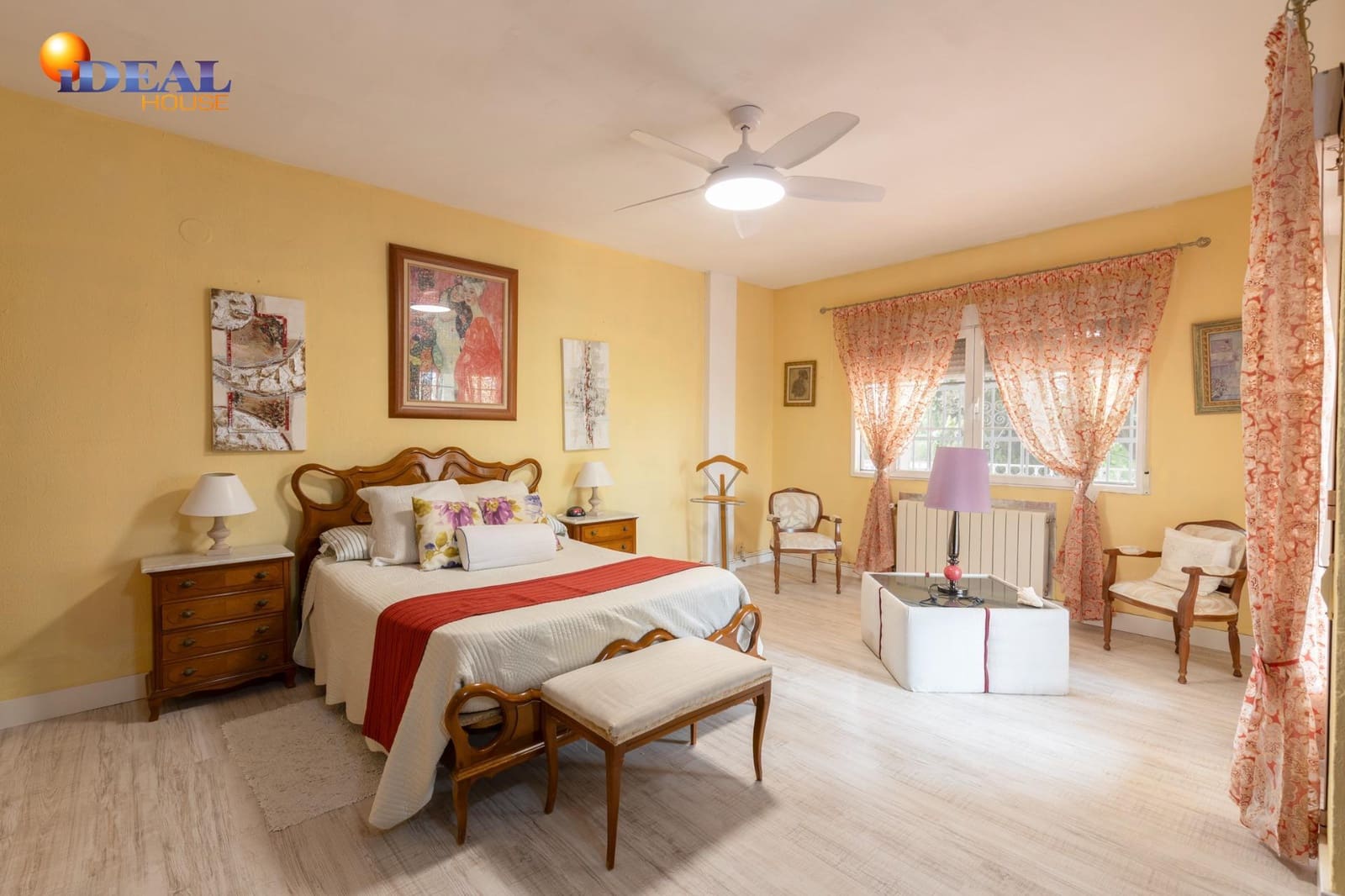 7 bedroom Villa for sale in Otura with pool garage - € 449,000 (Ref: 9434085)