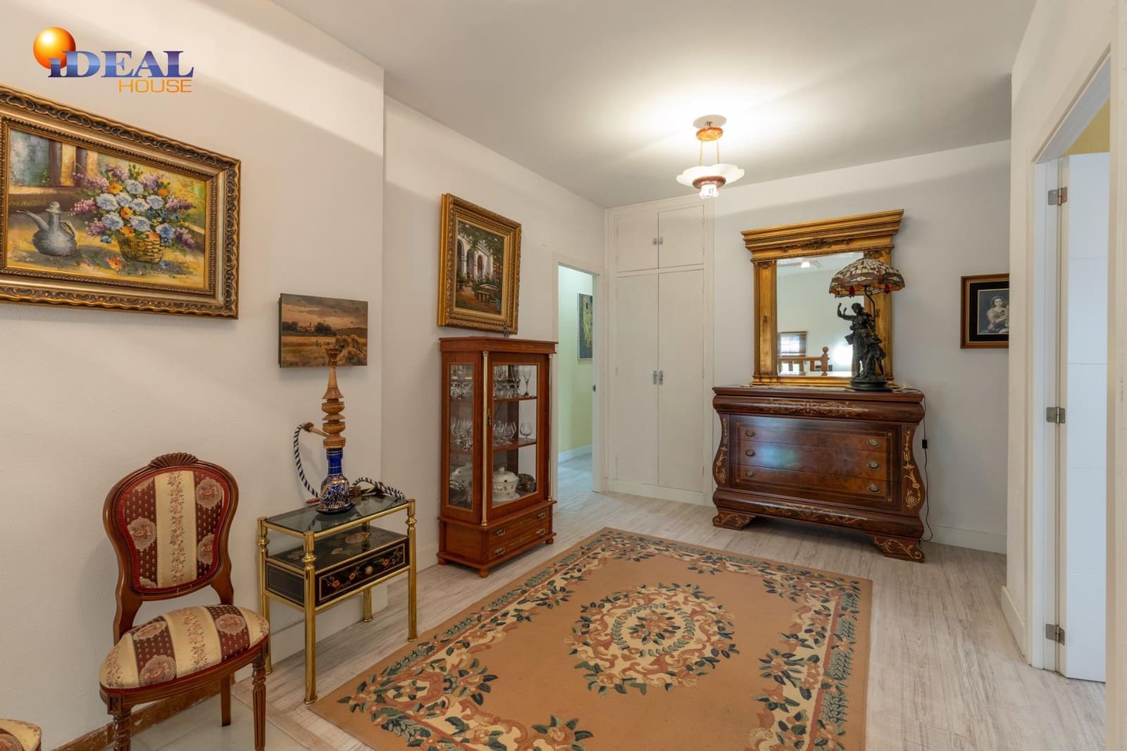 7 bedroom Villa for sale in Otura with pool garage - € 449,000 (Ref: 9434085)