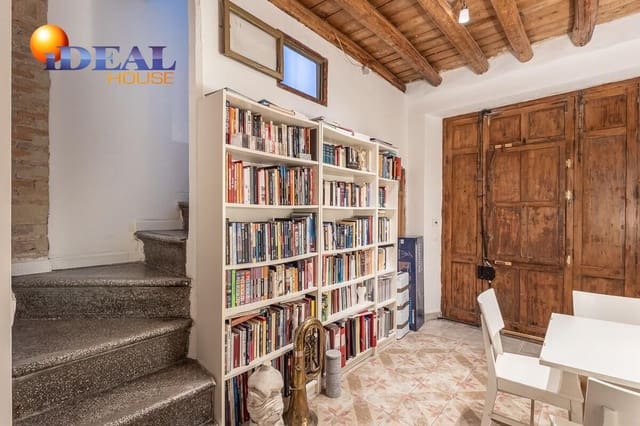 2 slaapkamer Rijtjeshuis te koop in Granada stad - € 399.000 (Ref: 9434087)