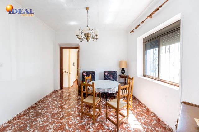 2 makuuhuone Omakotitalo myytävänä paikassa Churriana de la Vega mukana 
autotalli - 209 000 € (Ref: 9434088)