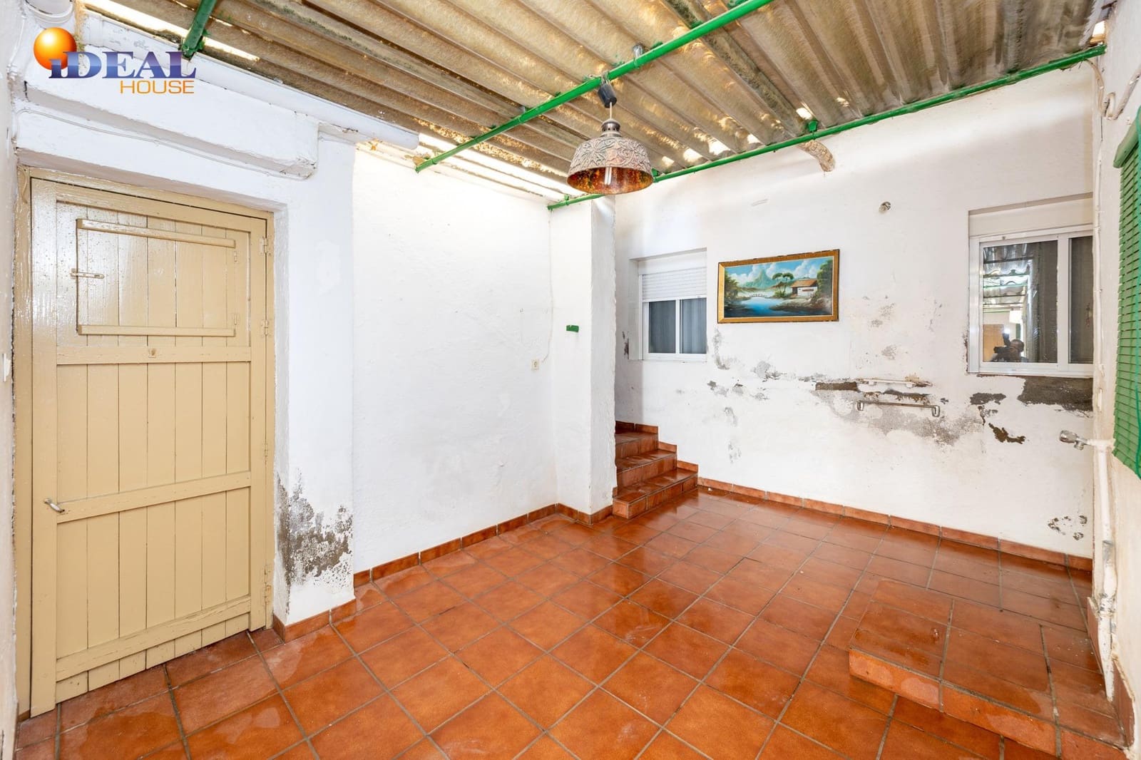 2 makuuhuone Omakotitalo myytävänä paikassa Churriana de la Vega mukana 
autotalli - 209 000 € (Ref: 9434088)