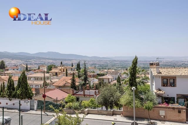 Piso de 4 habitaciones en Granada ciudad en venta con piscina - 440.000 € (Ref: 9434090)