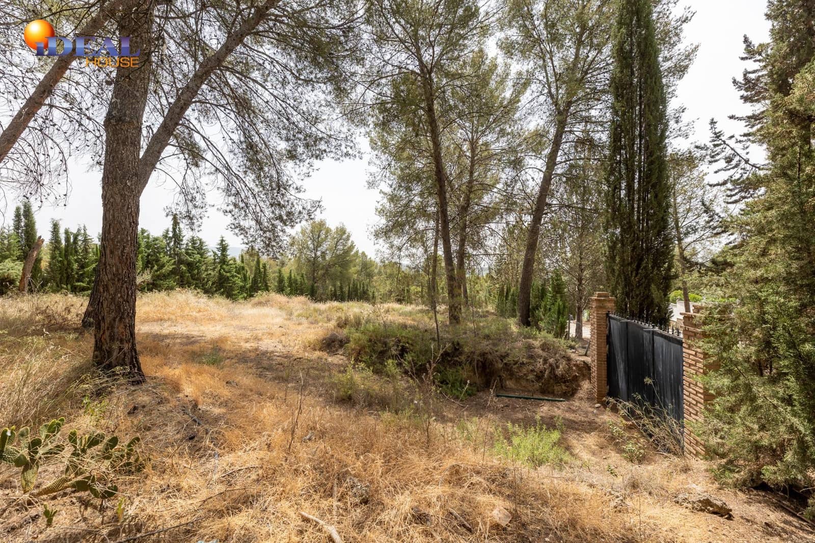 Tontti myytävänä paikassa Albolote - 300 000 € (Ref: 9434092)