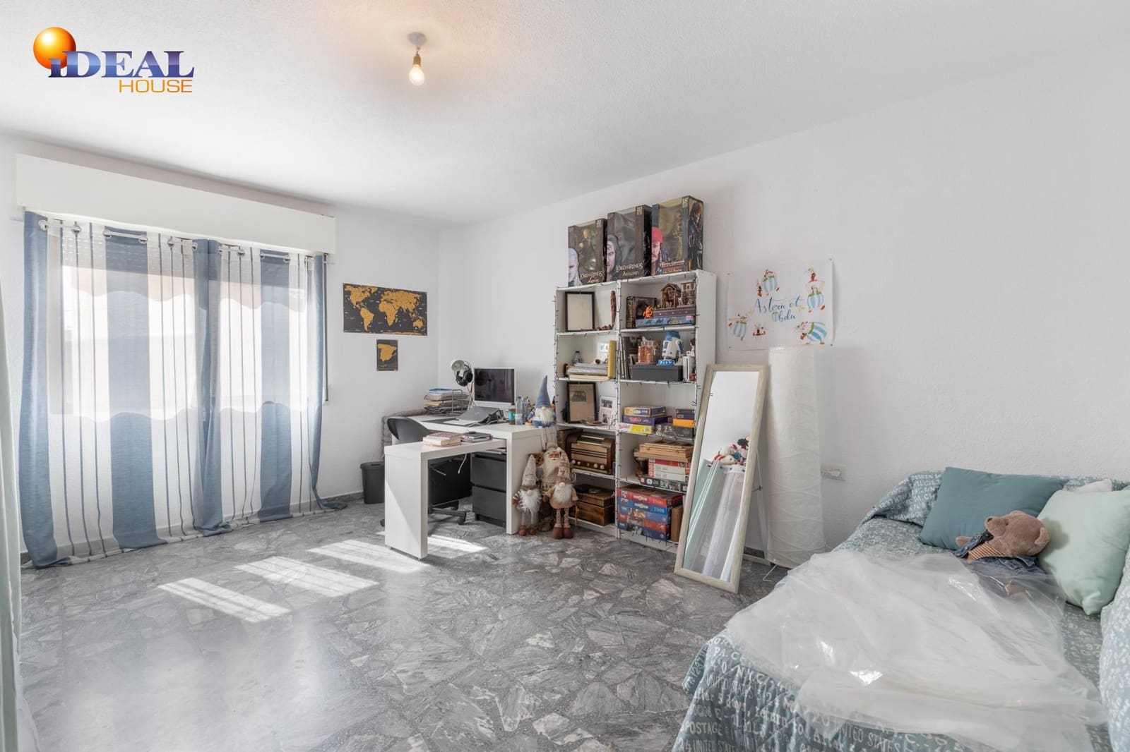 5 bedroom Townhouse for sale in Chauchina with garage - € 300,000 (Ref: 9434093)