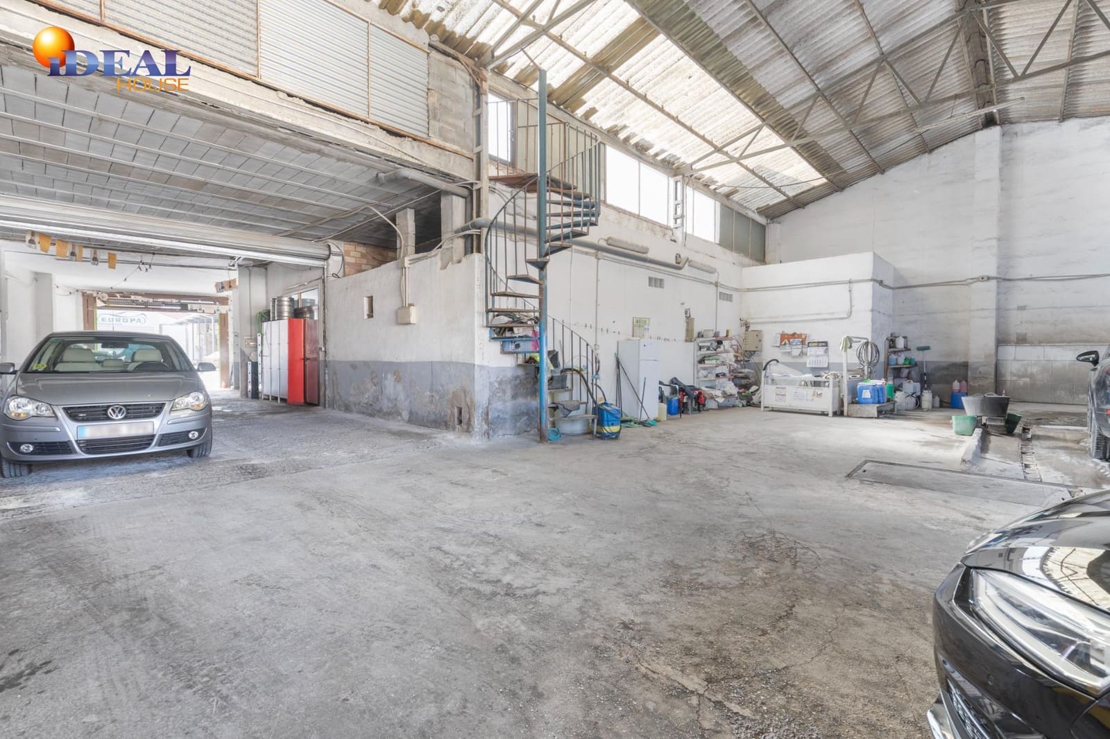 5 bedroom Townhouse for sale in Chauchina with garage - € 300,000 (Ref: 9434093)