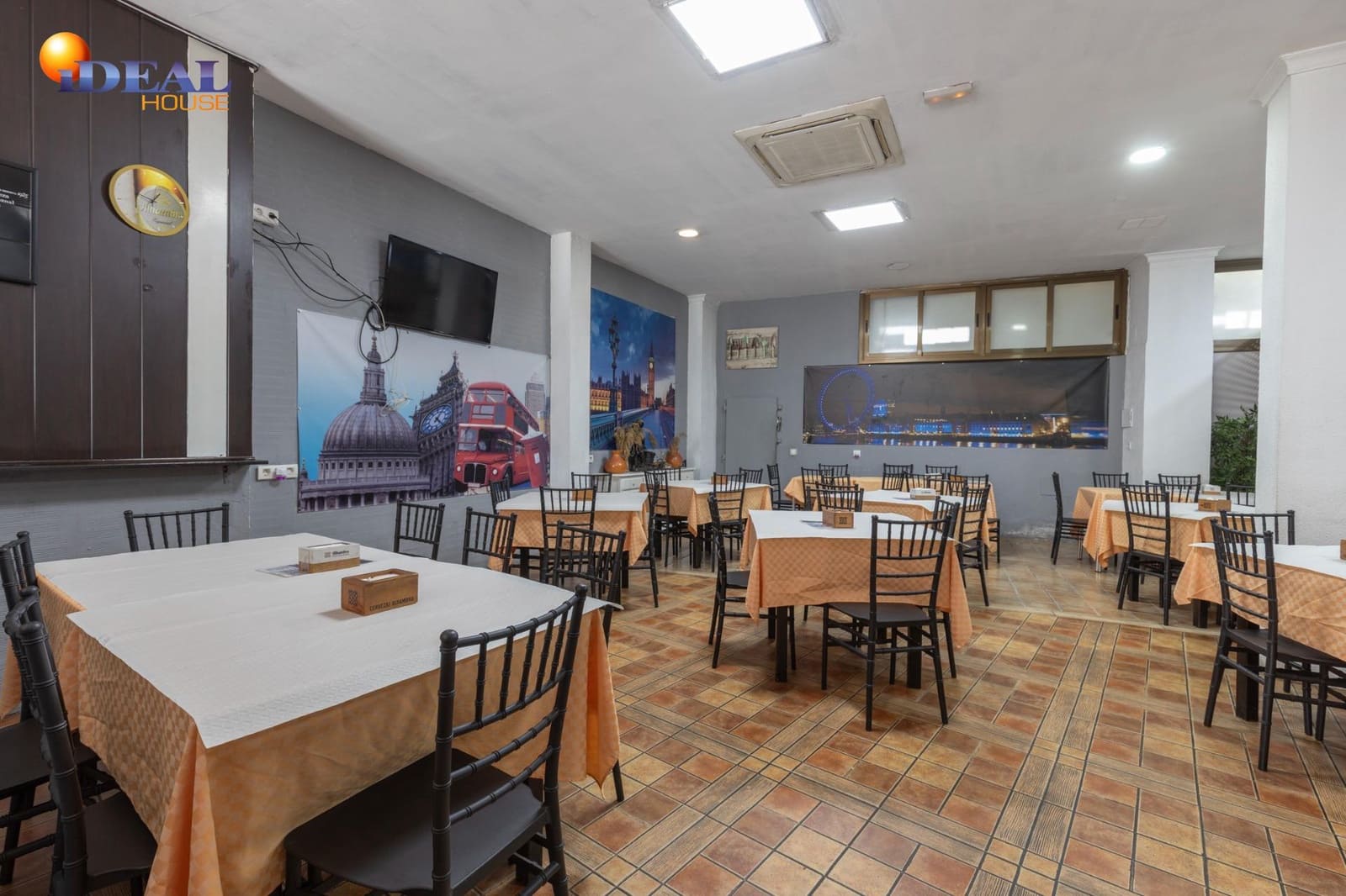 5 bedroom Townhouse for sale in Chauchina with garage - € 300,000 (Ref: 9434093)