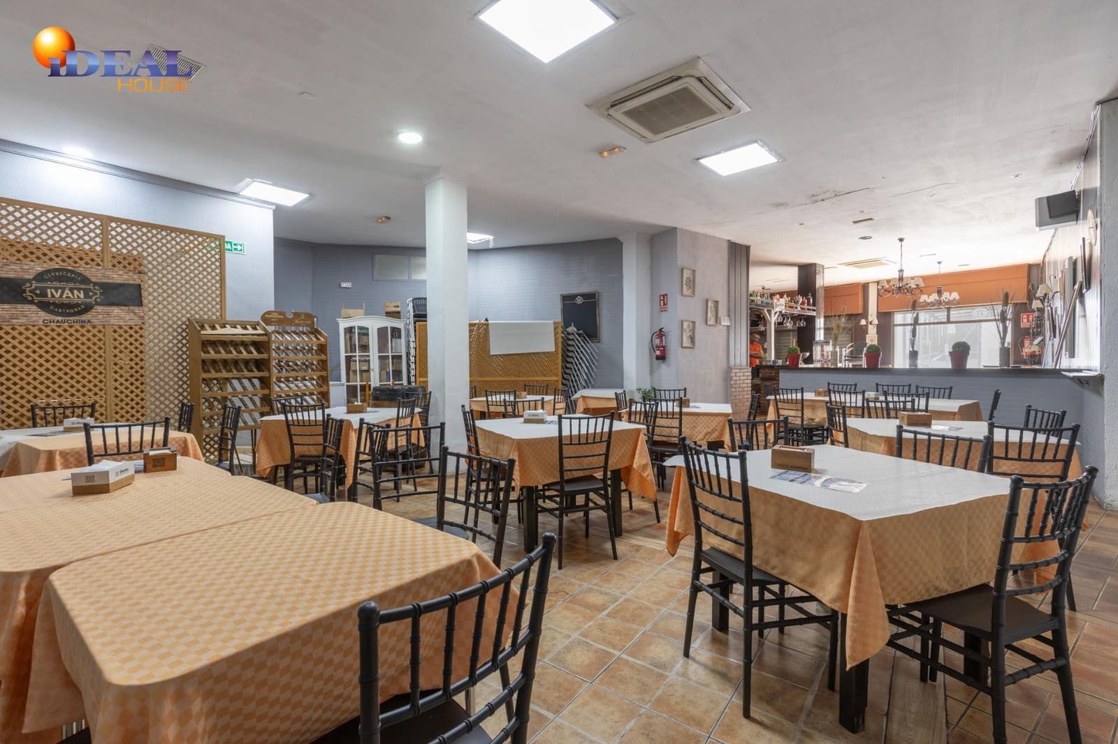 5 bedroom Townhouse for sale in Chauchina with garage - € 300,000 (Ref: 9434093)