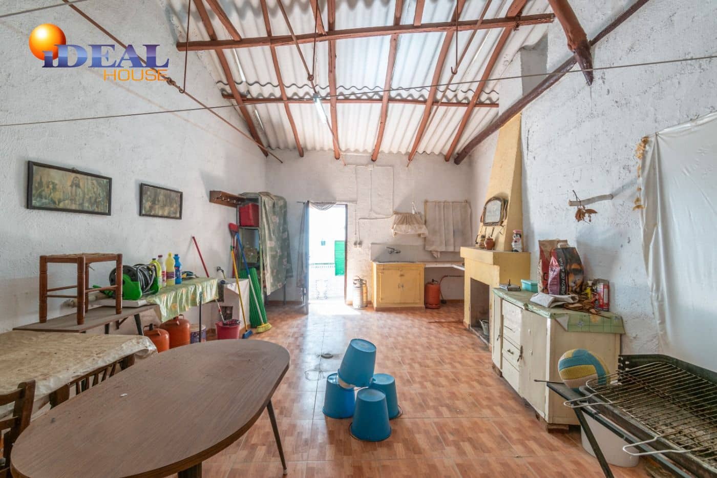 Casa de 3 habitaciones en Illora en venta - 79.000 € (Ref: 9434096)