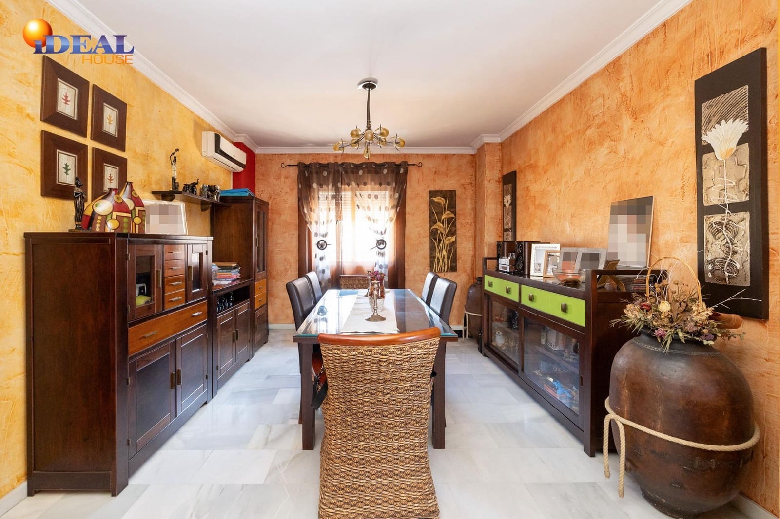 5 makuuhuone Huvila myytävänä paikassa Cullar Vega mukana uima-altaan 
autotalli - 370 000 € (Ref: 9434098)