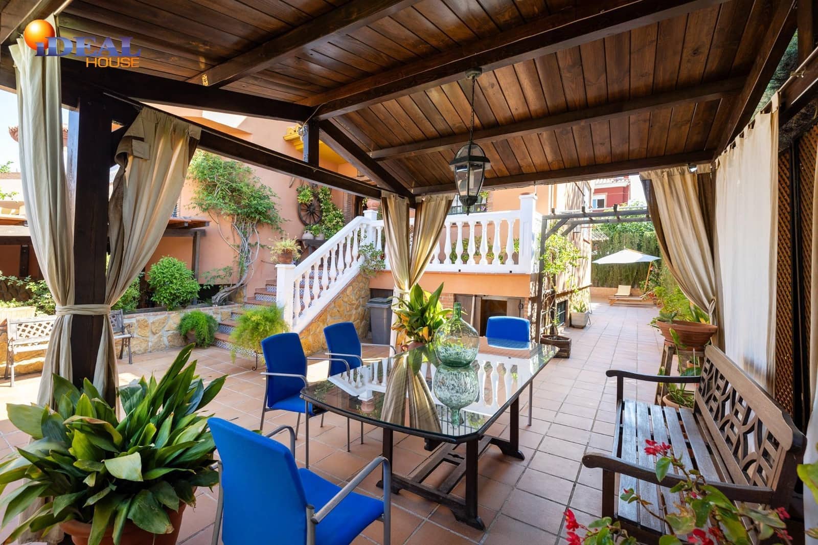 5 makuuhuone Huvila myytävänä paikassa Cullar Vega mukana uima-altaan 
autotalli - 370 000 € (Ref: 9434098)