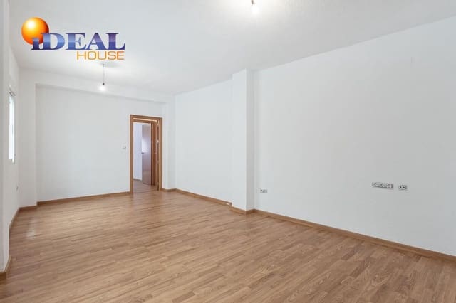 Piso de 3 habitaciones en Motril en venta - 170.000 € (Ref: 9434099)