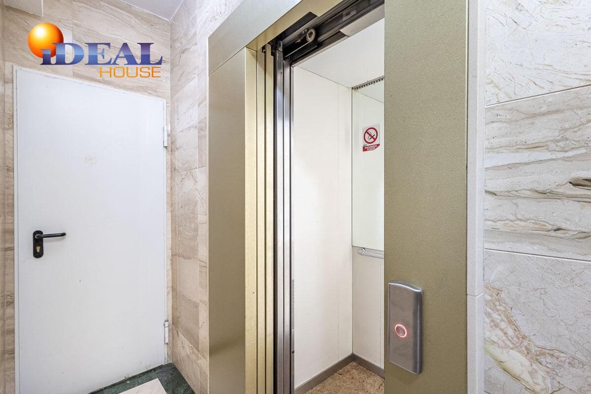 3 bedroom Flat for sale in Motril - € 170,000 (Ref: 9434099)