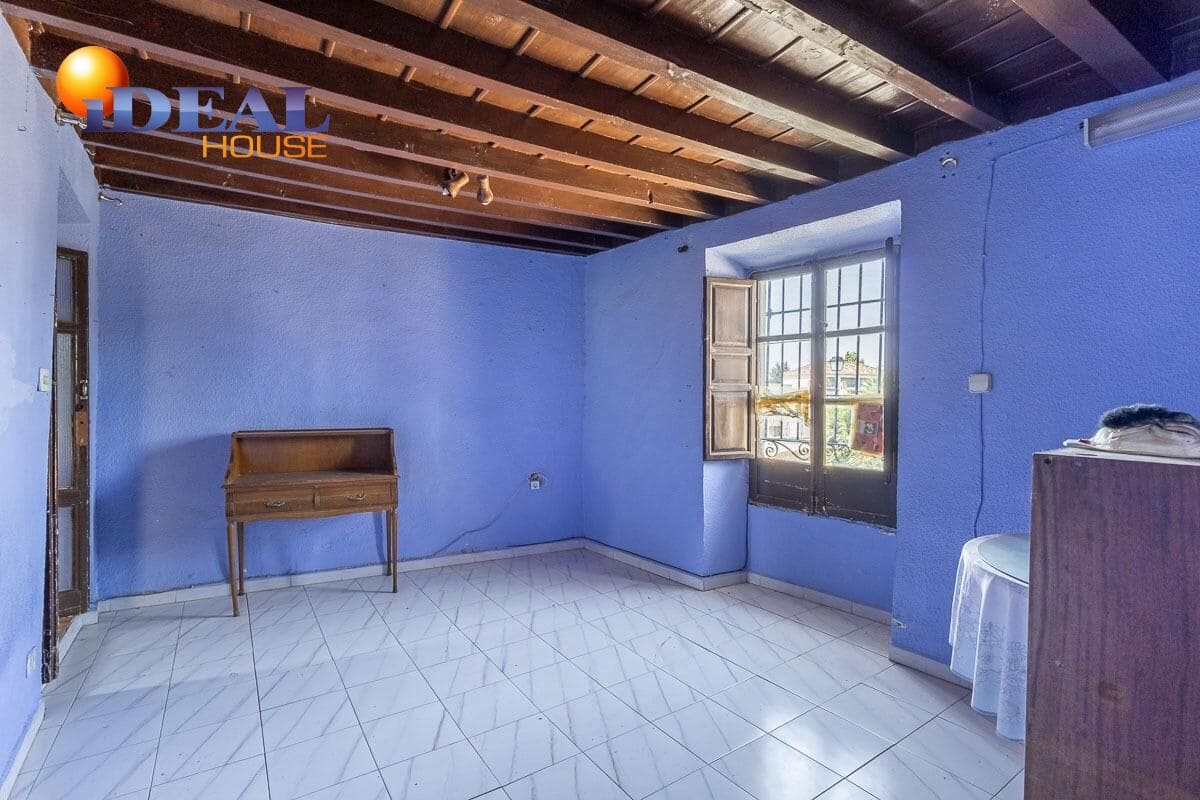 11 bedroom Townhouse for sale in Granada city - € 1,500,000 (Ref: 9434100)
