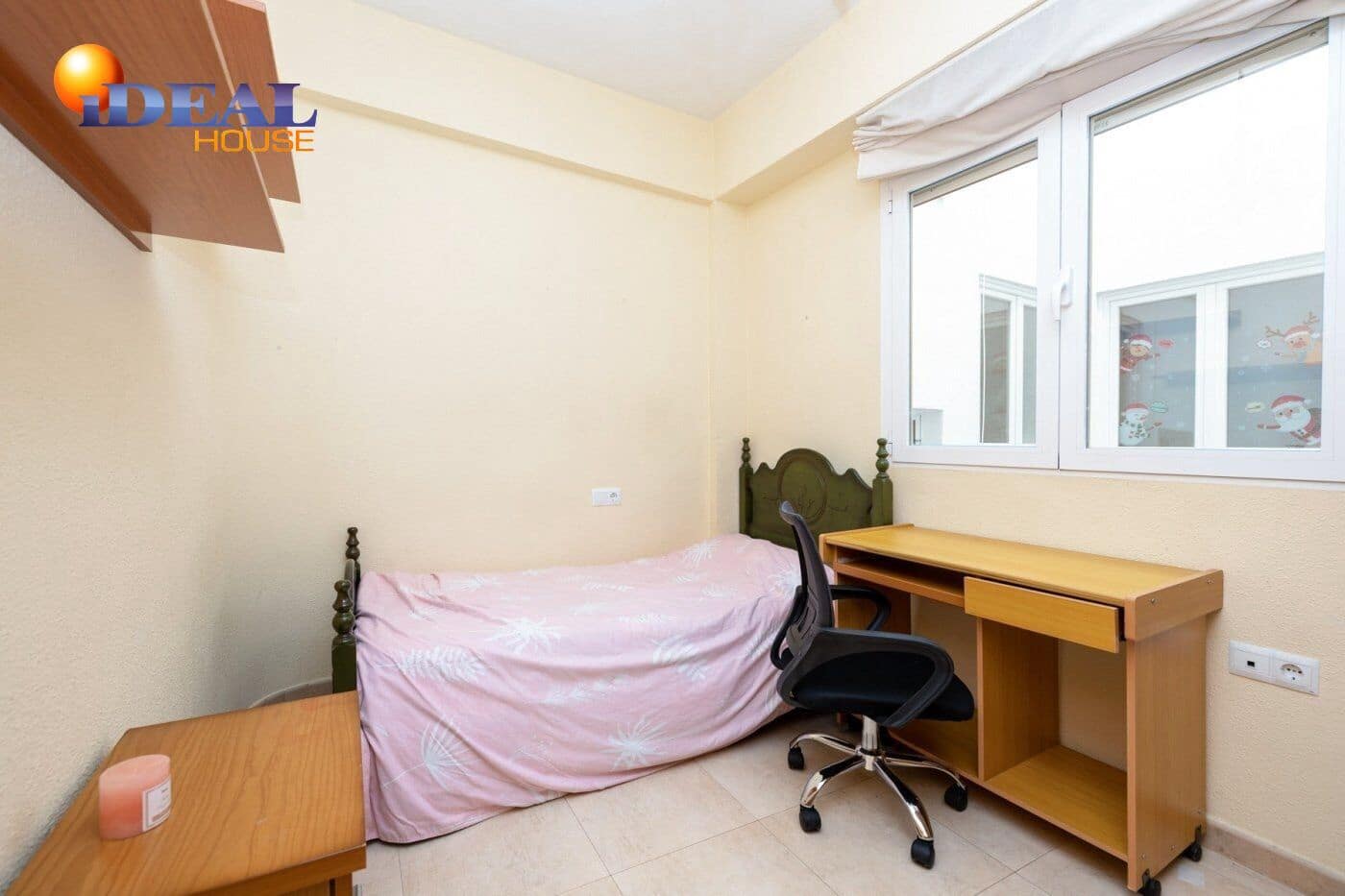 4 bedroom Flat for sale in Granada city - € 330,000 (Ref: 9434102)