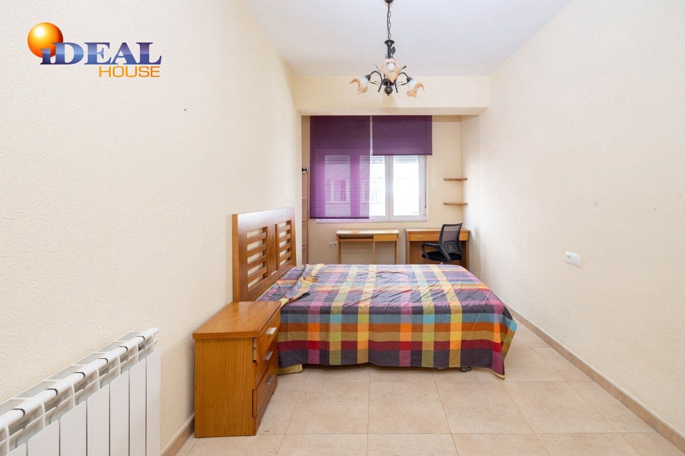 4 bedroom Flat for sale in Granada city - € 330,000 (Ref: 9434102)