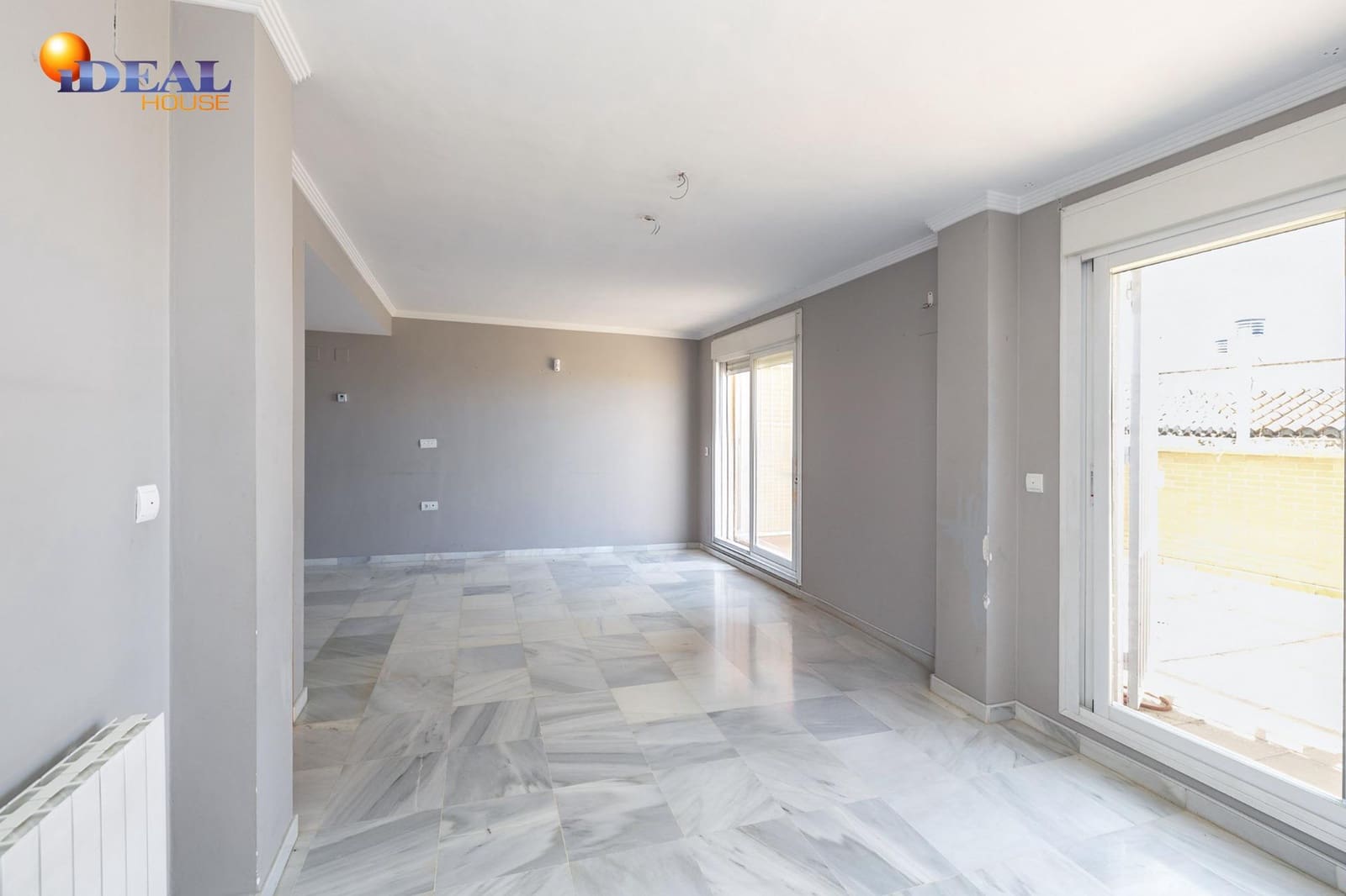 Casa de 4 habitaciones en Granada ciudad en venta con piscina garaje - 520.000 € (Ref: 9434103)