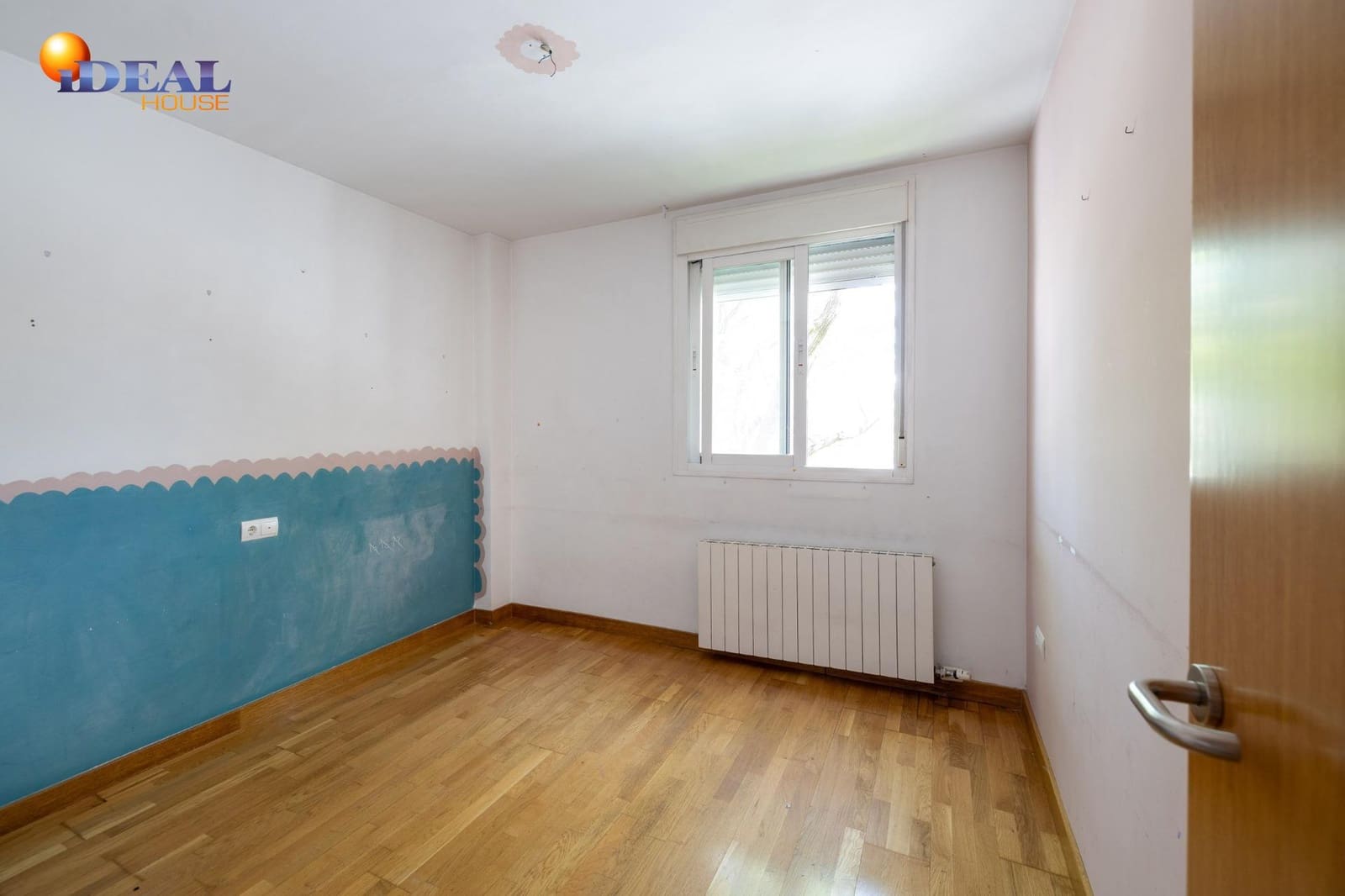 Casa de 4 habitaciones en Granada ciudad en venta con piscina garaje - 520.000 € (Ref: 9434103)