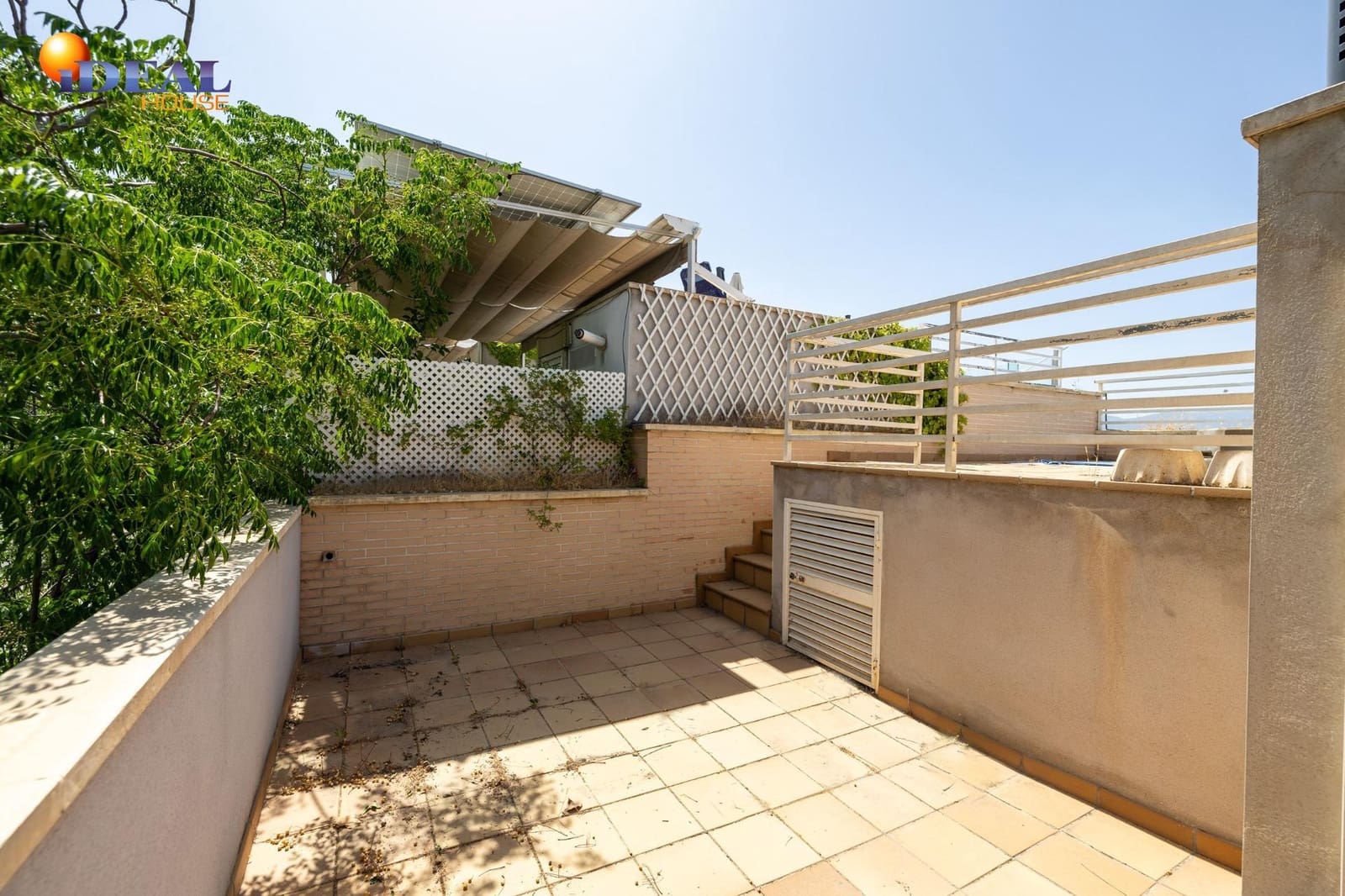 Casa de 4 habitaciones en Granada ciudad en venta con piscina garaje - 520.000 € (Ref: 9434103)