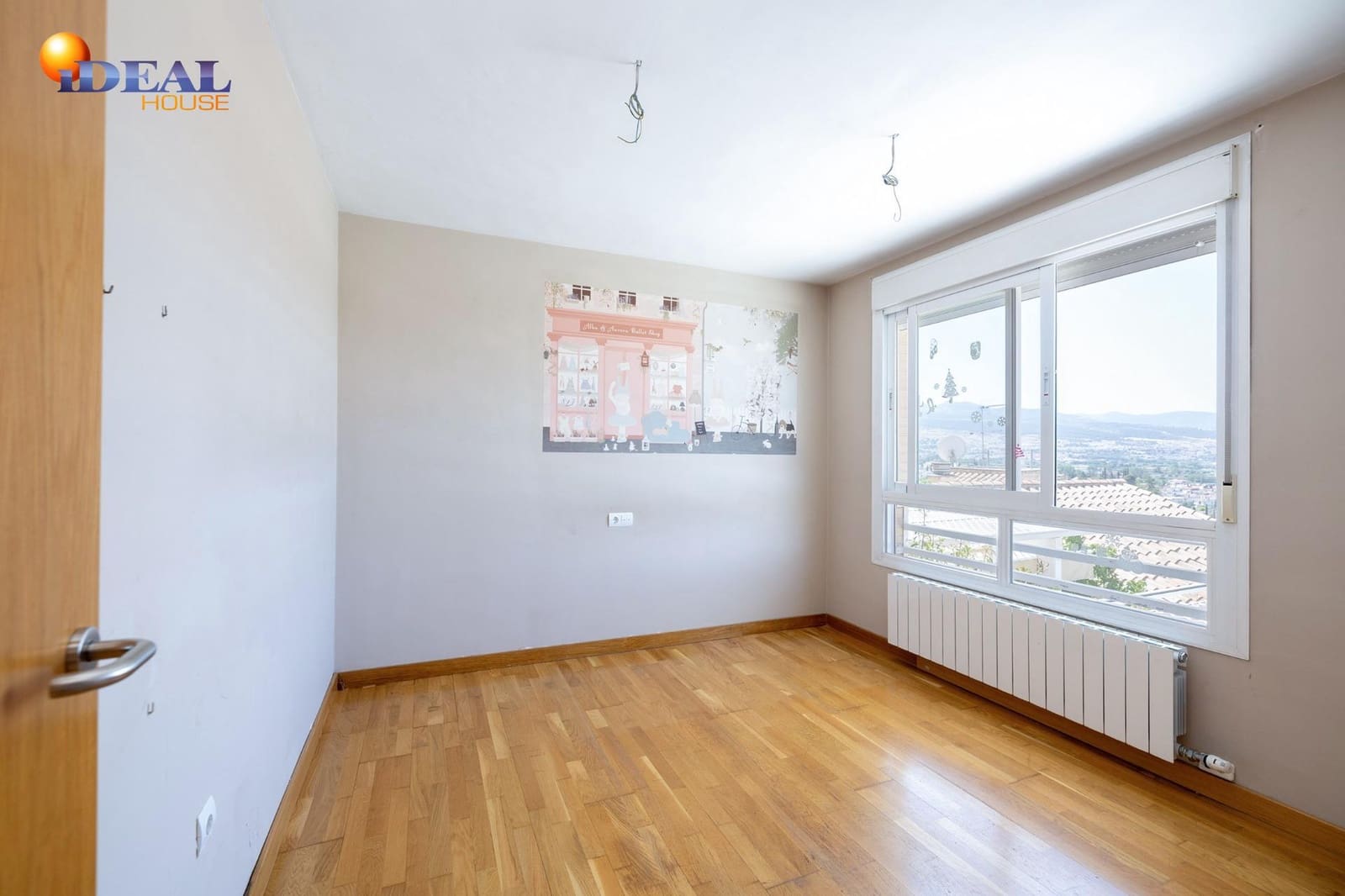 Casa de 4 habitaciones en Granada ciudad en venta con piscina garaje - 520.000 € (Ref: 9434103)