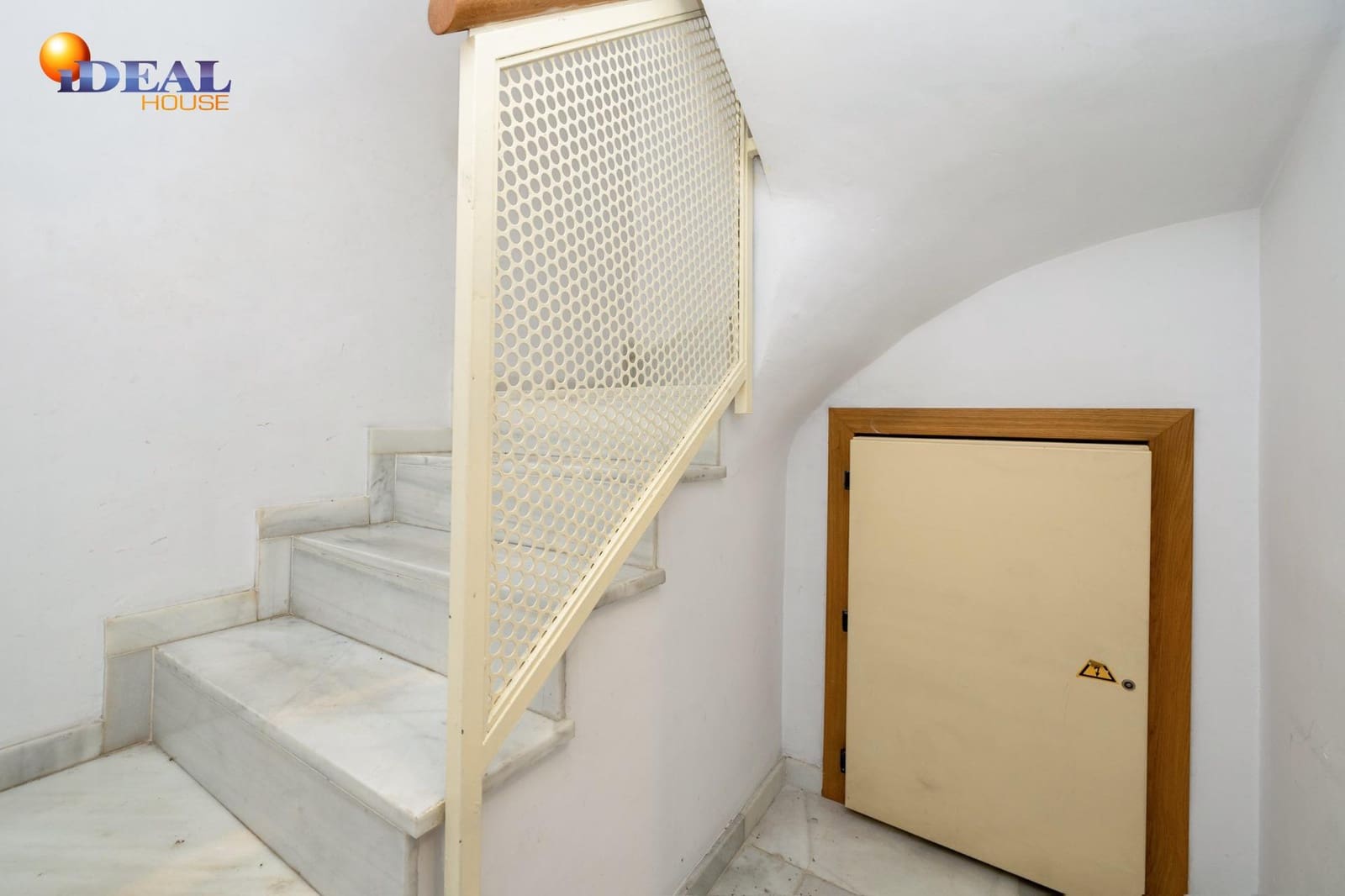 Casa de 4 habitaciones en Granada ciudad en venta con piscina garaje - 520.000 € (Ref: 9434103)