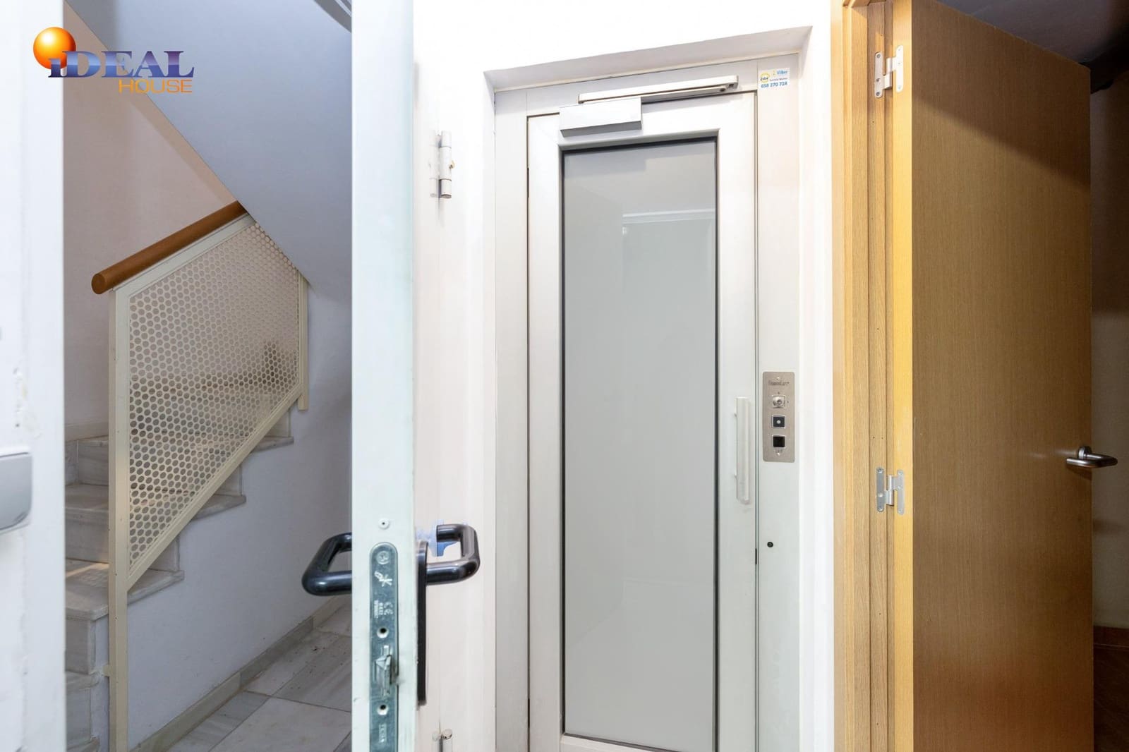 Casa de 4 habitaciones en Granada ciudad en venta con piscina garaje - 520.000 € (Ref: 9434103)