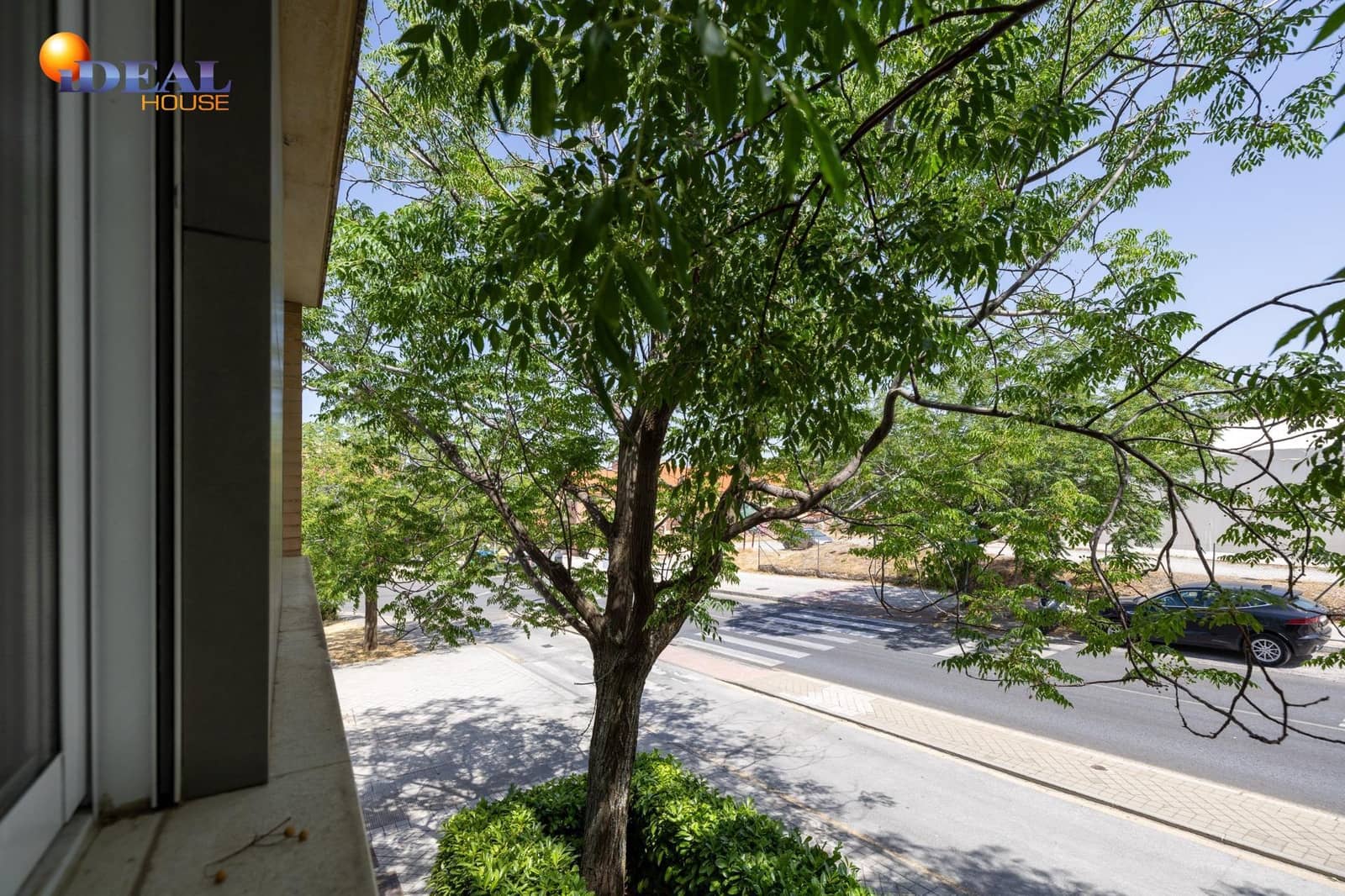 Casa de 4 habitaciones en Granada ciudad en venta con piscina garaje - 520.000 € (Ref: 9434103)