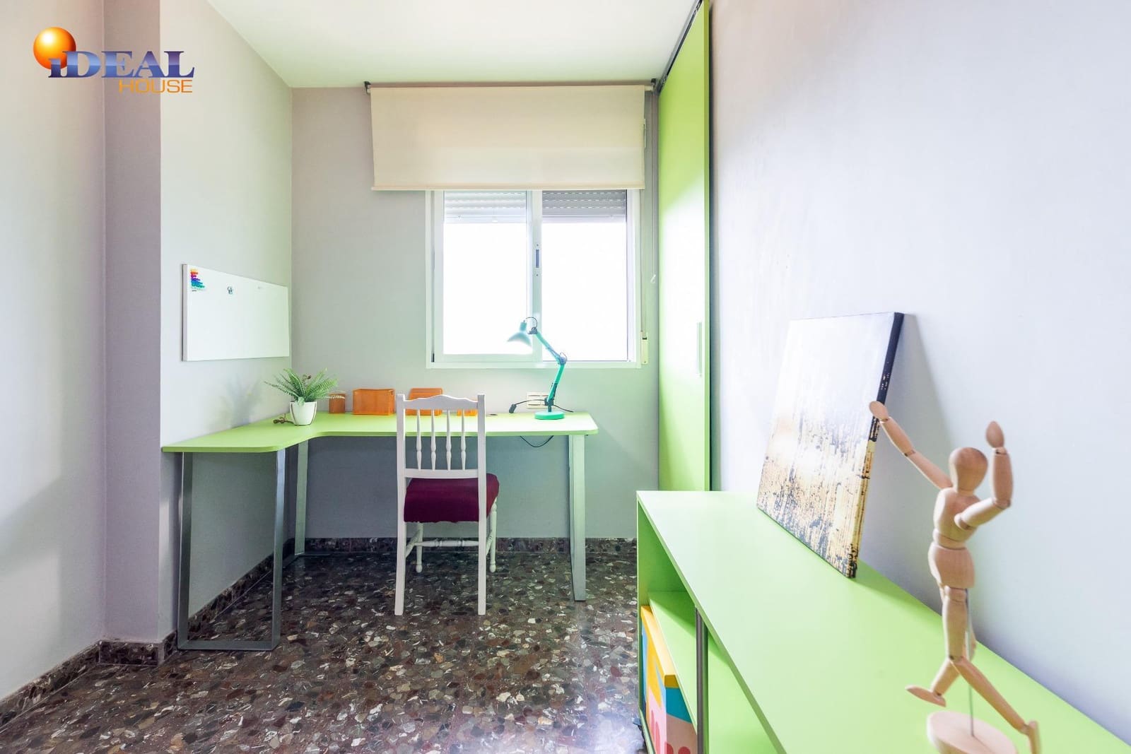 3 bedroom Townhouse for sale in Cogollos Vega - € 124,900 (Ref: 9434104)