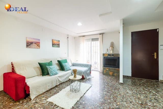 Casa de 3 habitaciones en Cogollos Vega en venta - 124.900 € (Ref: 9434104)