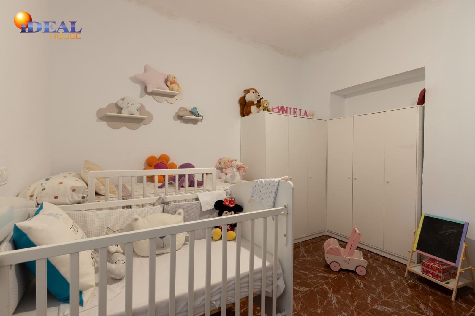 4 slaapkamer Huis te koop in Padul met garage - € 183.000 (Ref: 9434107)