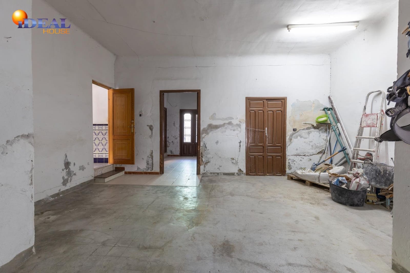 4 slaapkamer Huis te koop in Padul met garage - € 183.000 (Ref: 9434107)